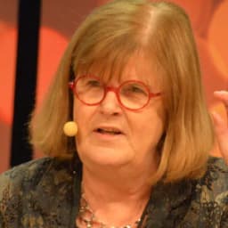 Portrait of Linda Partridge